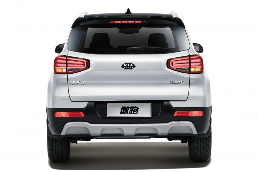 Kia KX3 2016 года  (фото 13 из 18)